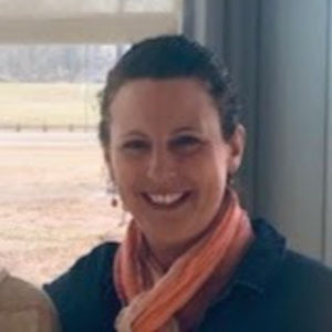 Meet your Posher, Angela